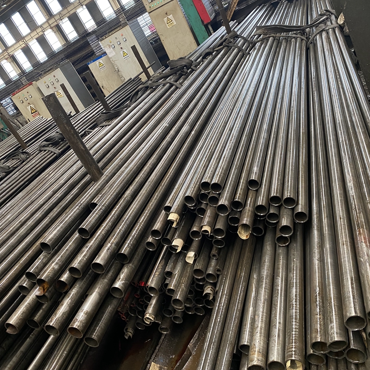 界首高精密无缝钢管